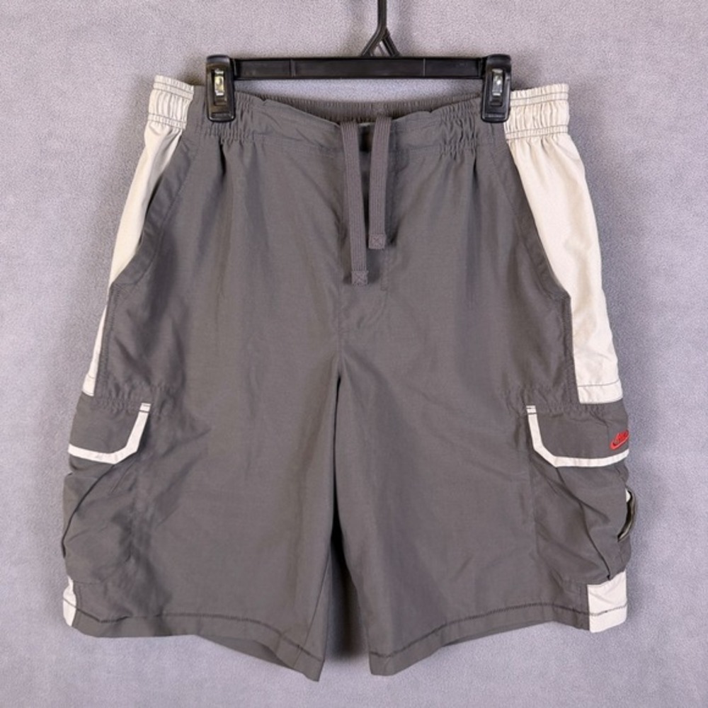 Nike Cargo‎ Baggy Shorts Mens L Gray Vintage Y2K Swoosh Logo Silver Tag Skater